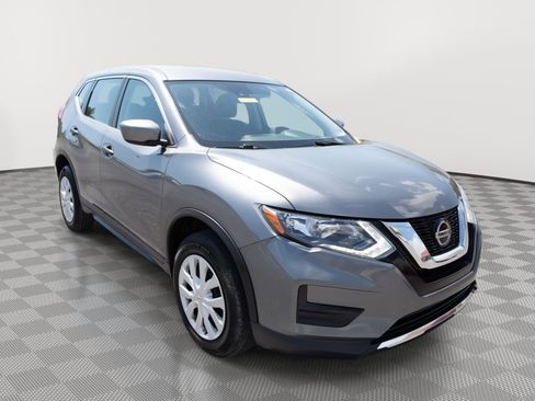 Used 2020 Nissan Rogue S AWD/4WD image 3