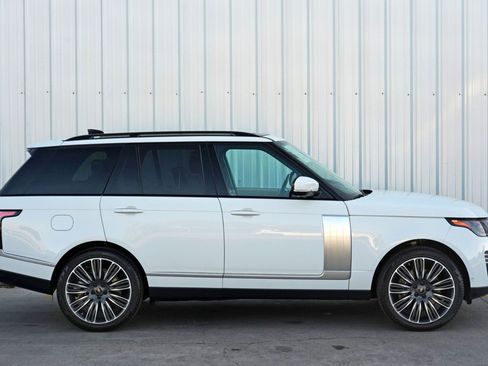 Used 2020 Land Rover Range Rover Autobiography image 69