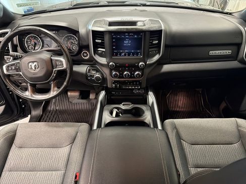 Used 2019 RAM 1500 Big Horn AWD/4WD image 4