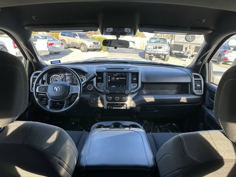 Used 2024 RAM 3500 Tradesman w/ Chrome Appearance Group image 14