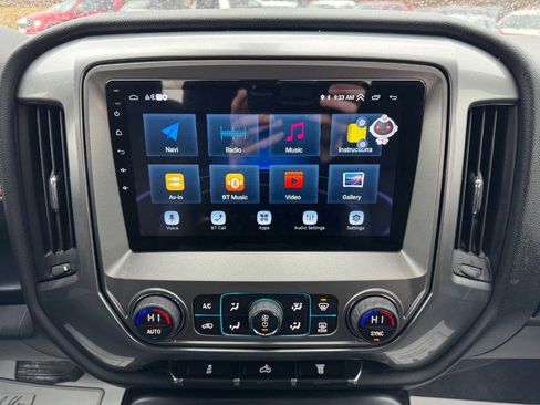 Used 2015 Chevrolet Silverado 2500 W/T image 21