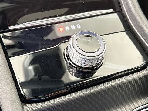 Used 2025 Jeep Grand Cherokee Laredo X AWD/4WD image 10