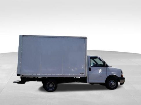 New 2024 Chevrolet Express 3500 w/ Power Convenience Package RWD image 2