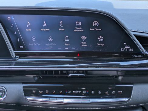 Used 2021 Cadillac Escalade Sport w/ Heavy-Duty Trailer Package AWD/4WD image 17