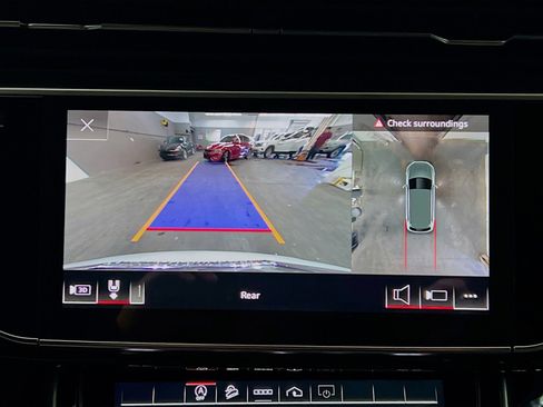 Used 2021 Audi Q7 2.0T Premium w/ Convenience Package image 10