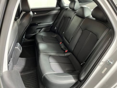 Used 2022 Kia K5 GT-Line image 12