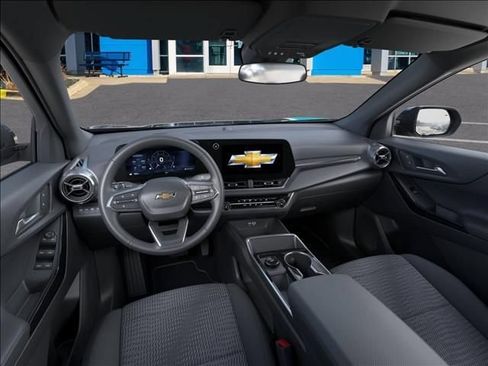 New 2027 Chevrolet Equinox LT FWD image 15