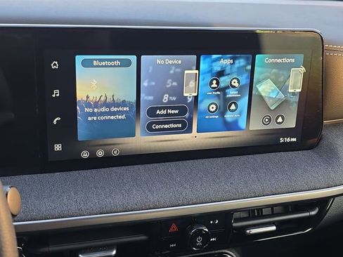 New 2026 Nissan Kicks SV w/ SV Premium Package image 18