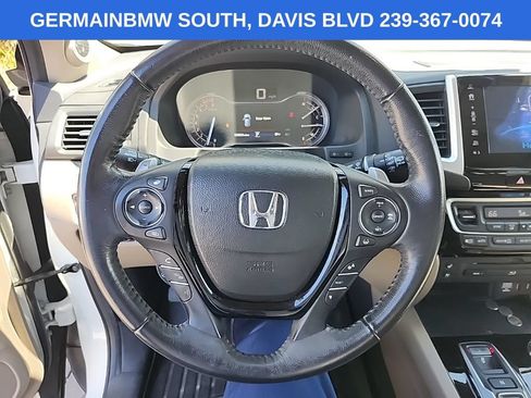 Used 2017 Honda Pilot Elite image 15