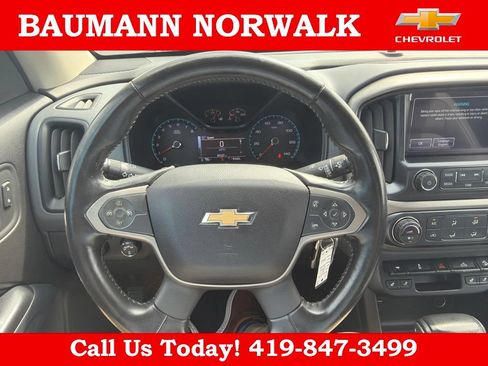 Used 2017 Chevrolet Colorado Z71 AWD/4WD image 21