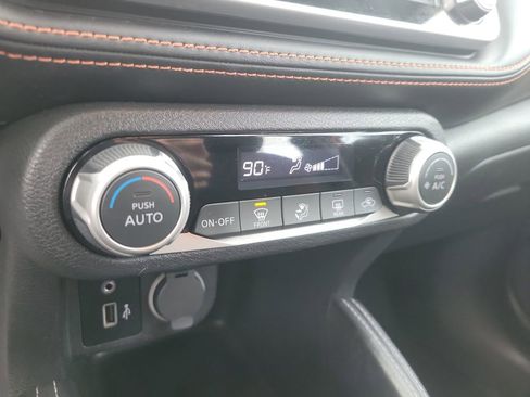 Used 2018 Nissan Kicks SR w/ Interior Electronics Package image 19