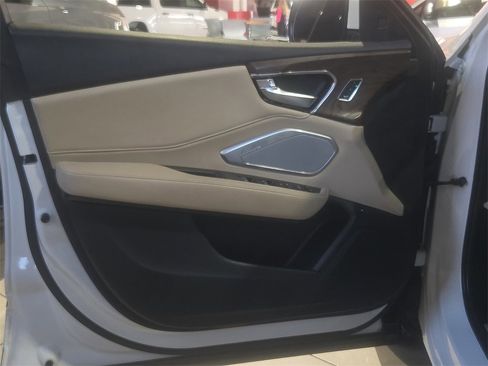 Used 2022 Acura RDX AWD w/ Advance Package image 16