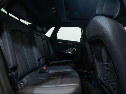 Used 2023 Audi Q3 2.0T Premium w/ Convenience Package image 19