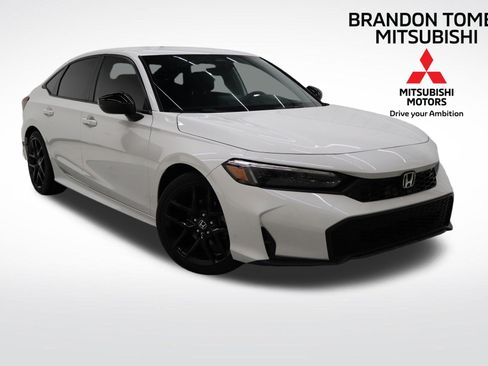 Used 2025 Honda Civic Sport image 1