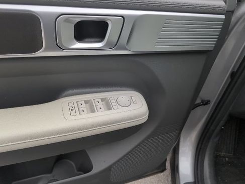 Used 2026 Hyundai Santa Fe SEL AWD/4WD image 17
