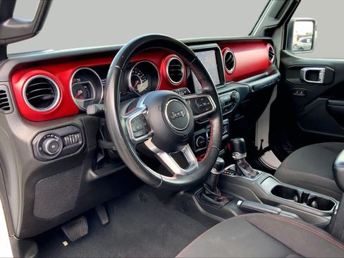Used 2022 Jeep Wrangler Unlimited Rubicon AWD/4WD image 16