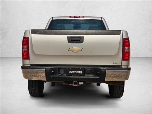 Used 2007 Chevrolet Silverado 1500 W/T RWD image 6