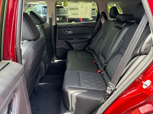 New 2026 Nissan Rogue Platinum w/ Platinum Premium Package image 25