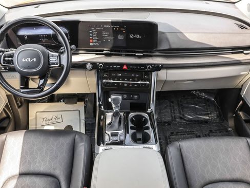 Used 2023 Kia Carnival SX image 34