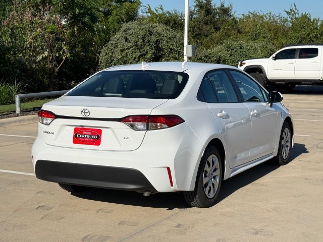 Used 2026 Toyota Corolla LE FWD image 4