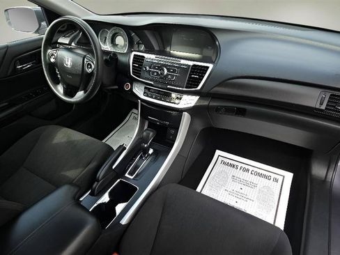 Used 2015 Honda Accord EX image 30