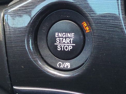 Used 2019 Jeep Grand Cherokee Trailhawk AWD/4WD image 25