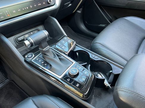 Used 2023 Kia Sportage SX image 20