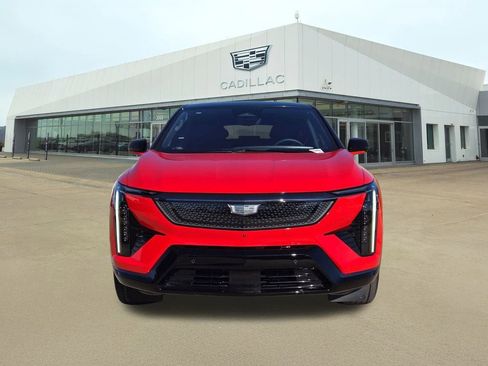 New 2025 Cadillac Optiq Sport 1 image 2