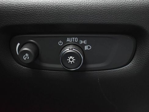 Used 2023 Chevrolet Traverse LS w/ Safety Package FWD image 19