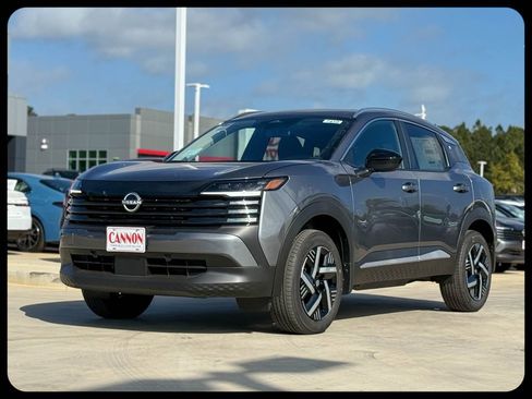 New 2026 Nissan Kicks SV image 3