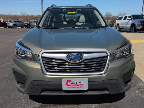 Used 2020 Subaru Forester Premium AWD/4WD image 3