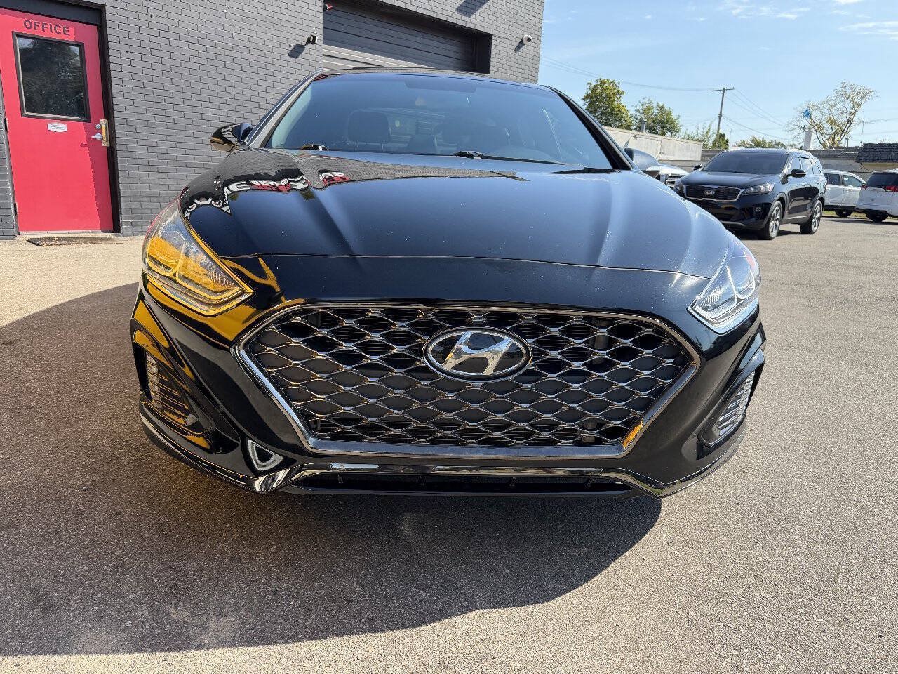 Used 2019 Hyundai Sonata Sport FWD image 3