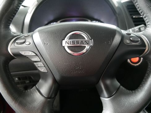 Used 2017 Nissan Pathfinder SV w/ Trailer Tow Package AWD/4WD image 25