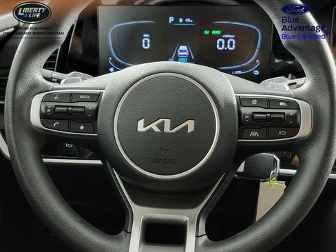 Used 2023 Kia Sportage LX FWD image 24