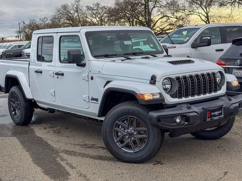 New 2026 Jeep Gladiator Sport image 2