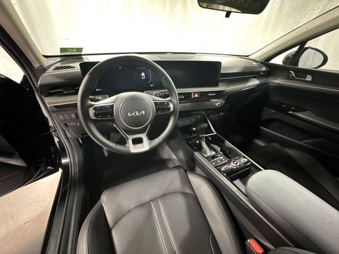 Used 2025 Kia K5 EX image 15
