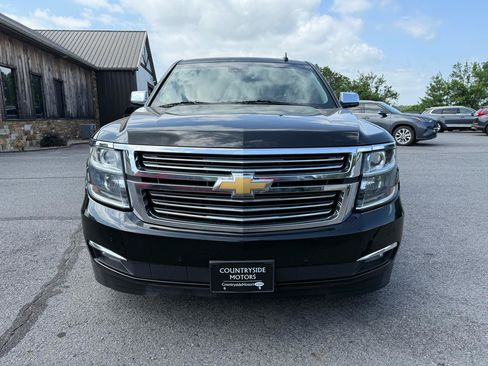 Used 2018 Chevrolet Suburban Premier RWD image 9