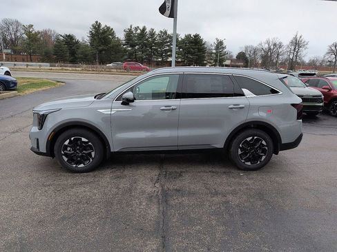 New 2026 Kia Sorento S w/ S Panoramic Sunroof Package image 4