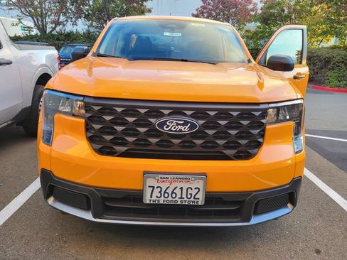 Used 2026 Ford Maverick XLT AWD/4WD image 2