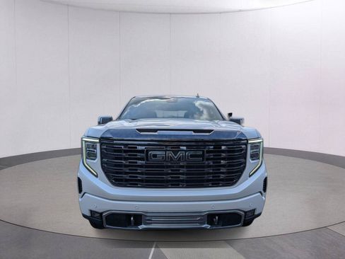 Used 2023 GMC Sierra 1500 Denali Ultimate AWD/4WD image 8