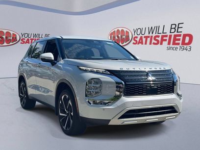 Used 2024 Mitsubishi Outlander SE