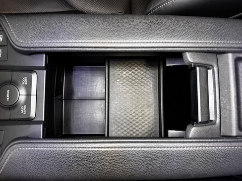 Used 2025 Toyota Grand Highlander AWD image 36