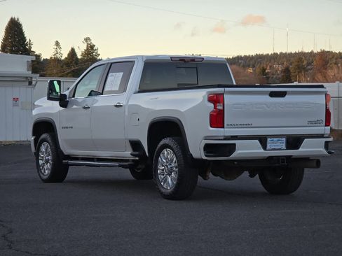 Used 2021 Chevrolet Silverado 3500 High Country w/ Z71 Off-Road Package image 6