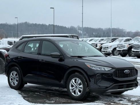 Certified 2023 Ford Escape AWD image 36