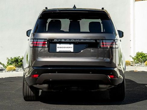 Used 2025 Land Rover Discovery Dynamic SE AWD/4WD image 8