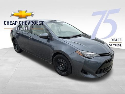 Used 2018 Toyota Corolla LE FWD image 6