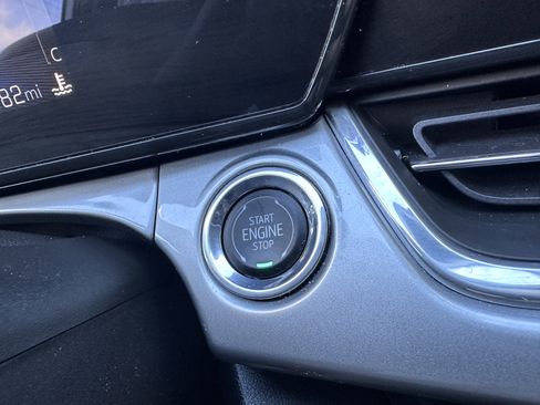 Used 2024 Chevrolet Trax LT w/ Driver Confidence Package image 18