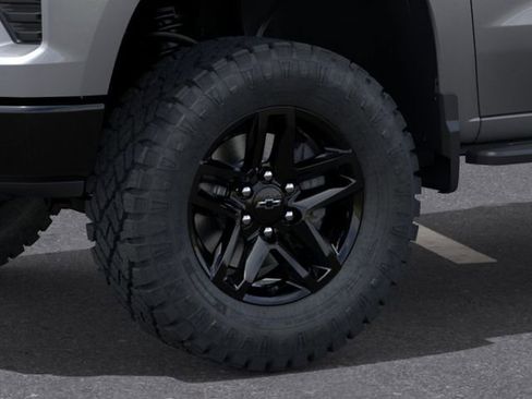 New 2026 Chevrolet Silverado 1500 Custom Trail Boss AWD/4WD image 9