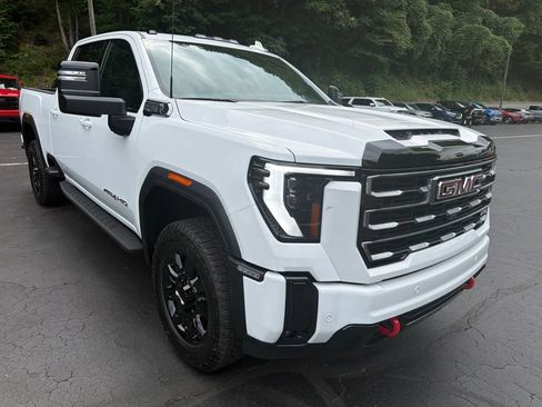 New 2026 GMC Sierra 2500 AT4 w/ AT4 Premium Plus Package AWD/4WD image 6