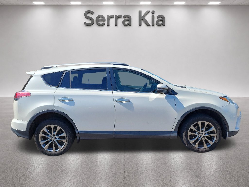 Used 2018 Toyota RAV4 Limited FWD image 7